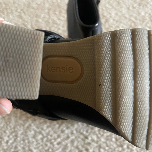 Kensie black boots size 6 - Picture 3 of 3